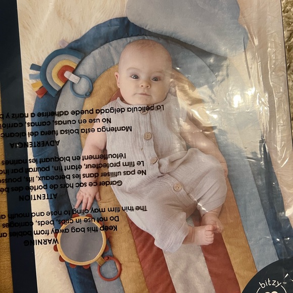 NWT ITZY RITZY TUMMY TIME MAT WITH TOYS - Picture 5 of 6